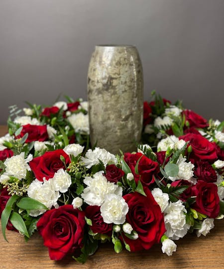 Urn & Memorial Flowers
